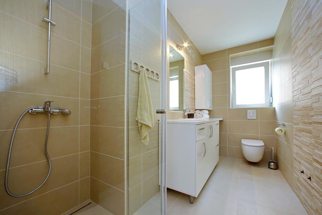 Luxury Apartments Sikiric With Fantastic View On The Sea Bibinje Exterior photo